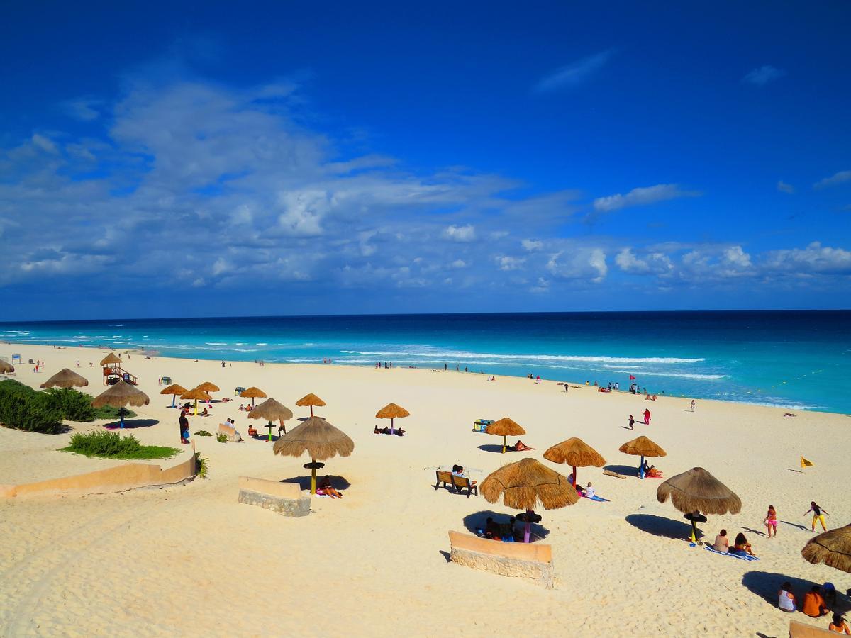 Ar Cancun Plaza Exterior foto